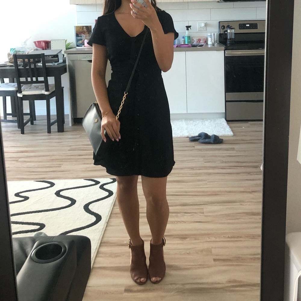 Aritzia Wilfred classic black dress!!